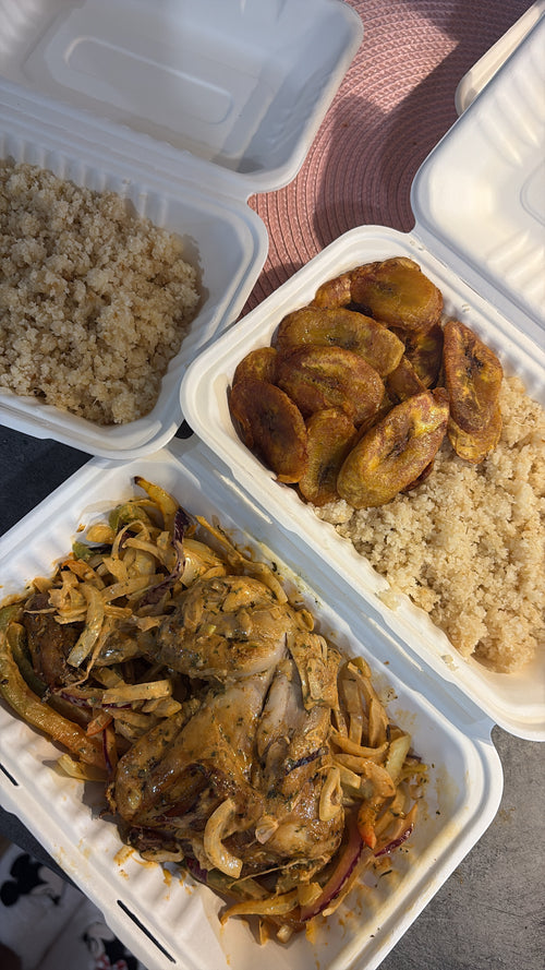 Choukouya de poulet, attiéké & alloco